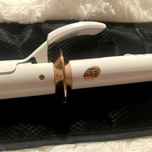 T3 corded ceramic curling iron 1.25”